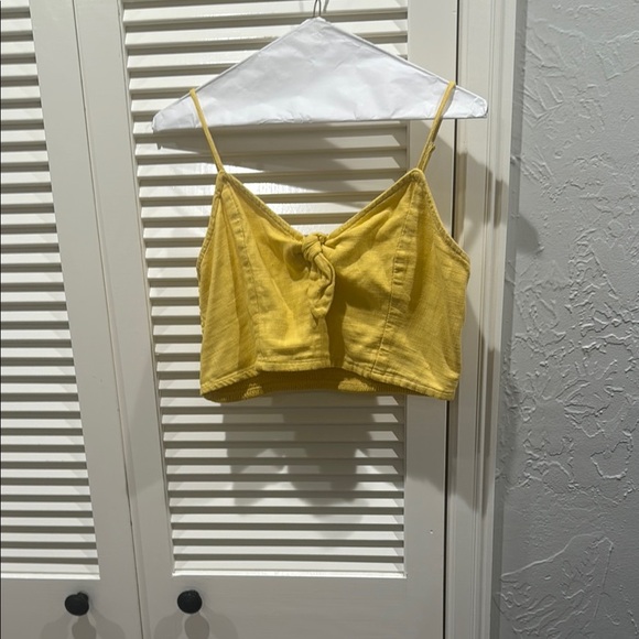 Aerie 100% cotton Tie-Front Crop Top with smocked back - Picture 1 of 5
